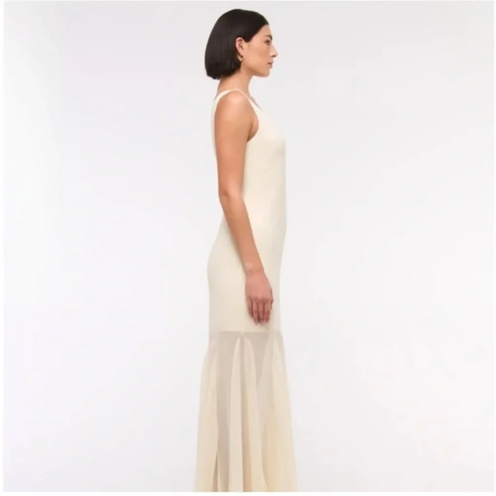 Abercrombie Plunge Godet Skirt Maxi Dress in Ivory Cream - Picture 3 of 9